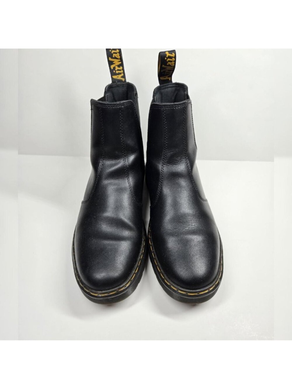 Dr. Marten Dorrian Black leather Chelsea Ankle Boot. - Picture 2 of 5